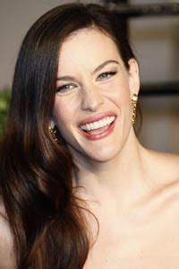 liv tyler nude scenes|Liv Tyler – All nude scenes + pics (7 videos – 86 pics)